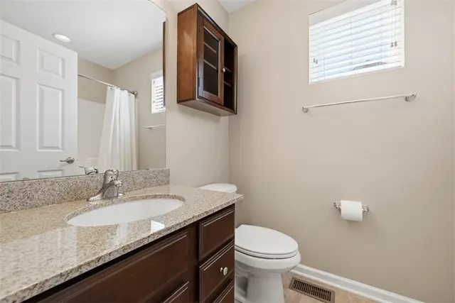 222 Broadstone Dr gallery image 13