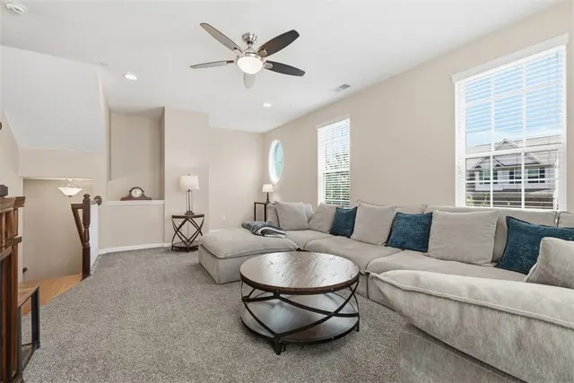 222 Broadstone Dr gallery image 17