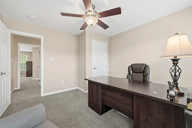 222 Broadstone Dr gallery image 19