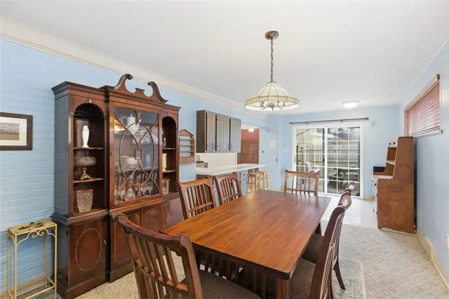 222 Elfinwild Rd gallery image 14