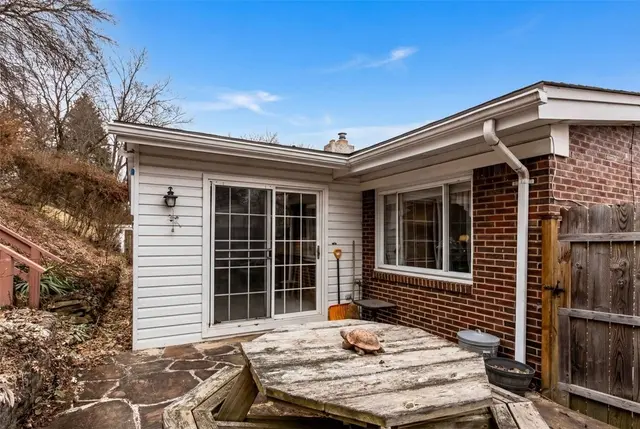222 Elfinwild Rd gallery image 25