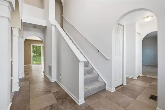 222 Macduff Ct gallery image 11