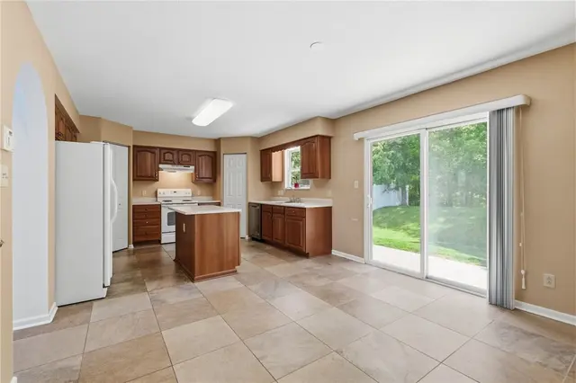 222 Macduff Ct gallery image 13
