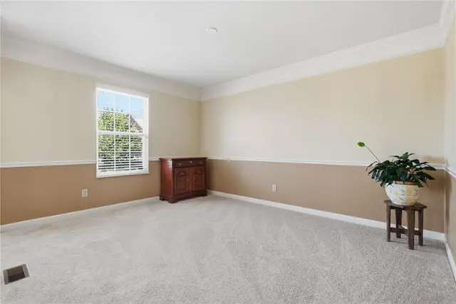 222 Macduff Ct gallery image 21