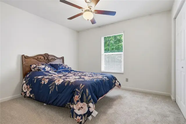 222 Macduff Ct gallery image 35
