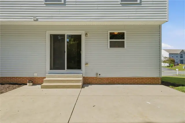 222 Macduff Ct gallery image 43