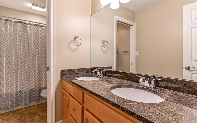 223 Fox Meadow Dr gallery image 22