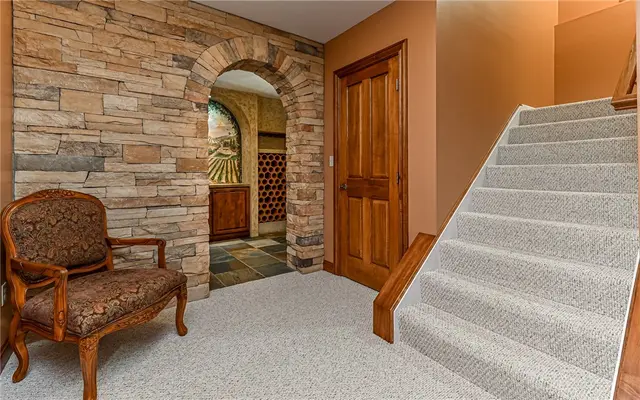 223 Fox Meadow Dr gallery image 24