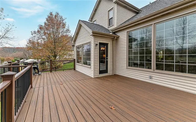 223 Fox Meadow Dr gallery image 37