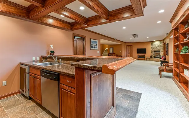 223 Fox Meadow Dr gallery image 38