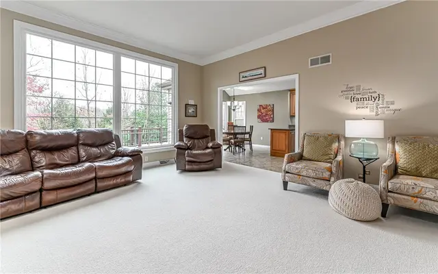 223 Fox Meadow Dr gallery image 41