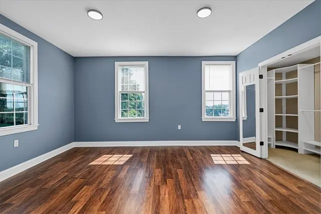 224 Bronx Ave gallery image 22