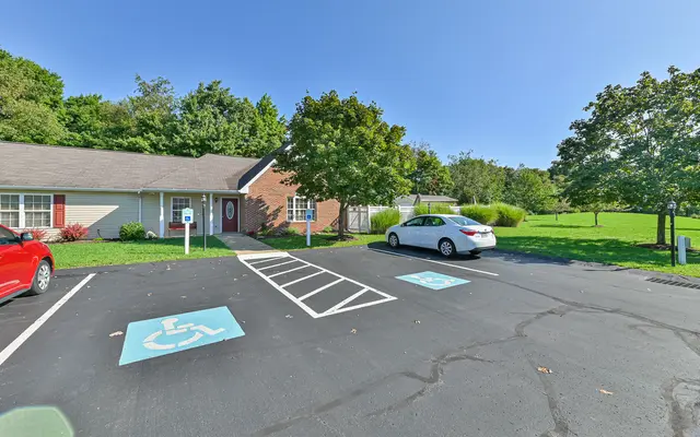 225 Rose CIRCLE gallery image 21