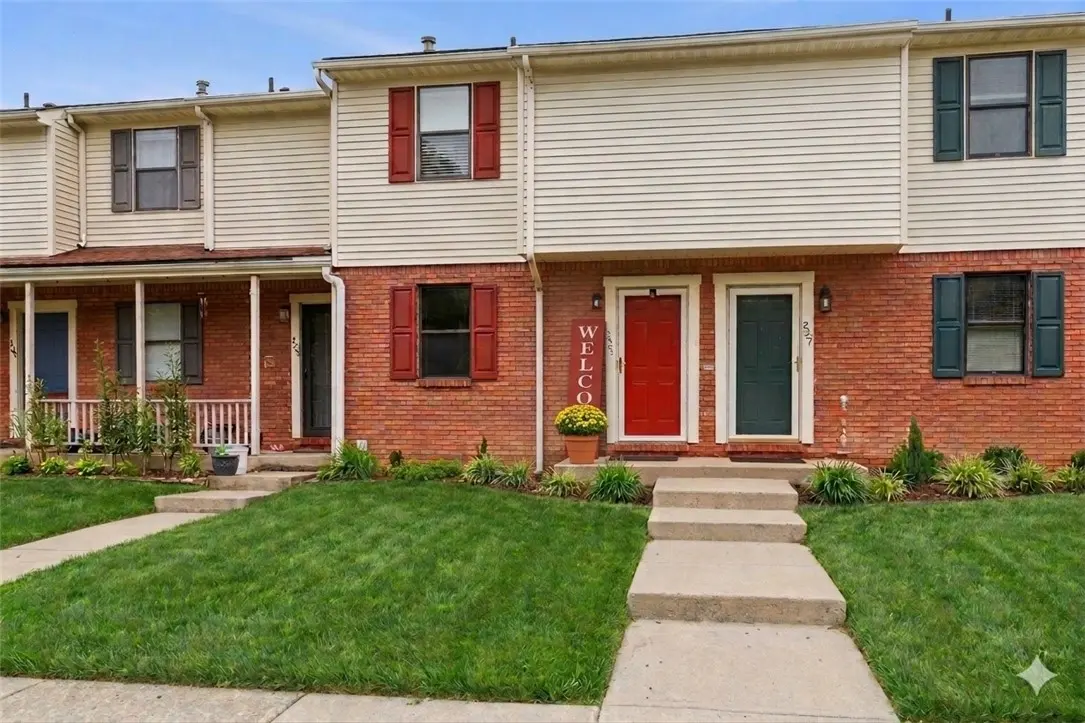 225 Woodhaven Dr
