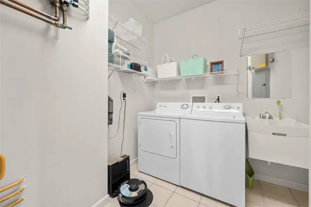 226 Adams Pointe Blvd 1 gallery image 31