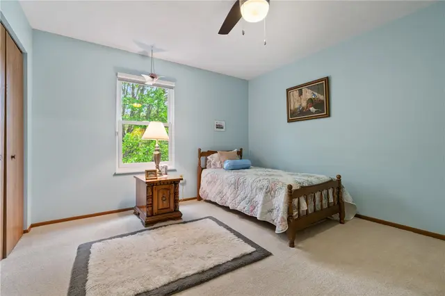 226 Carters Grove Dr gallery image 25