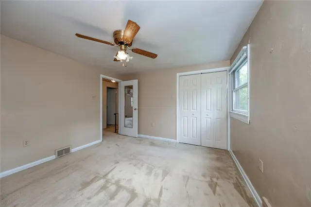 2261 Gray Ridge gallery image 19