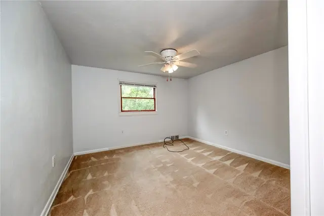 2261 Gray Ridge gallery image 20