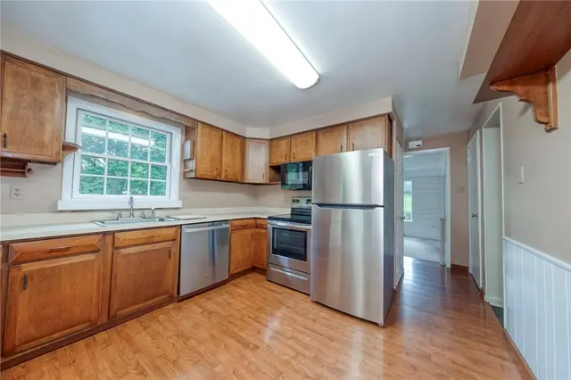 2261 Gray Ridge gallery image 21