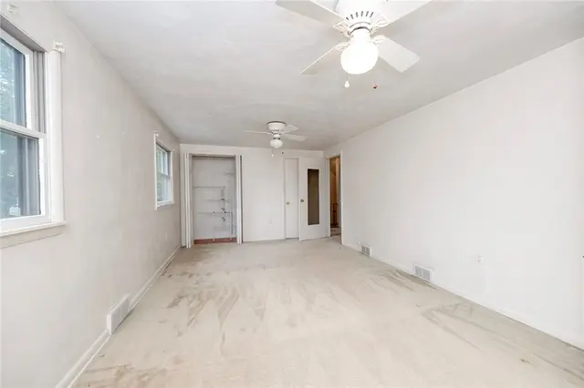 2261 Gray Ridge gallery image 26