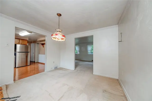 2261 Gray Ridge gallery image 30