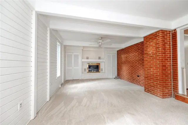 2261 Gray Ridge gallery image 31
