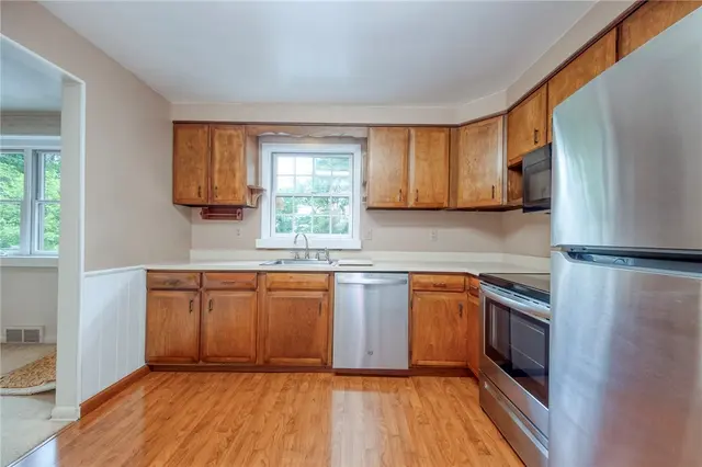 2261 Gray Ridge gallery image 42