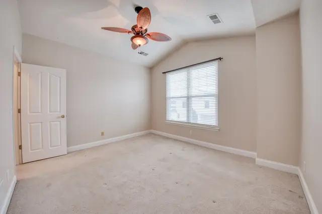 227 ADAMS POINTE BOULEVARD 3 gallery image 34