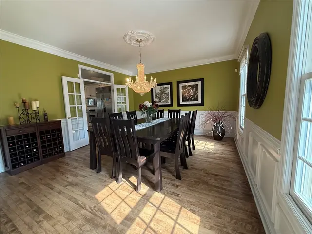 227 Edelweiss Dr gallery image 10