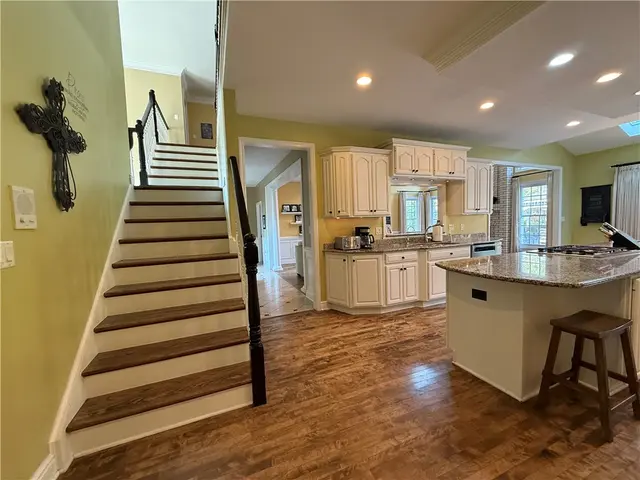 227 Edelweiss Dr gallery image 21