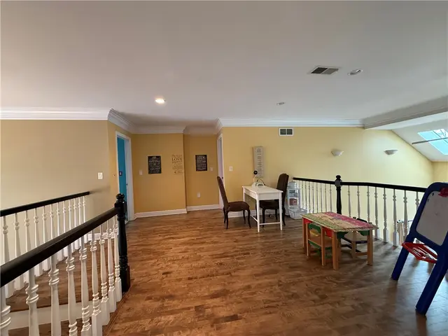 227 Edelweiss Dr gallery image 22
