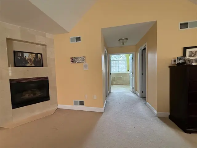227 Edelweiss Dr gallery image 25