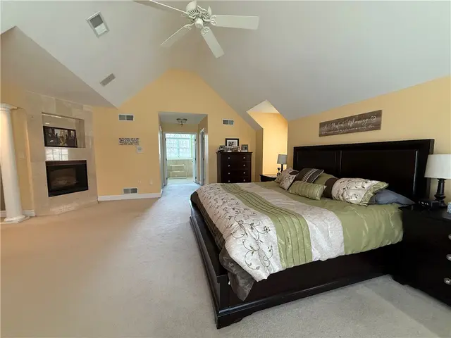 227 Edelweiss Dr gallery image 27