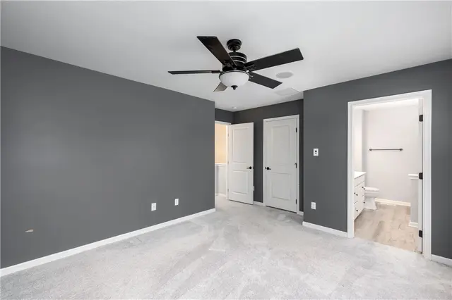 227 Thornapple Lane gallery image 33
