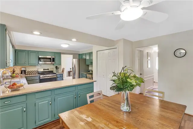 2274 Rochester Rd. gallery image 5