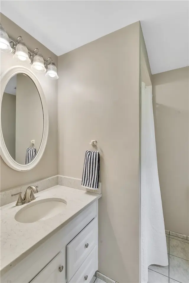 2274 Rochester Rd. gallery image 10