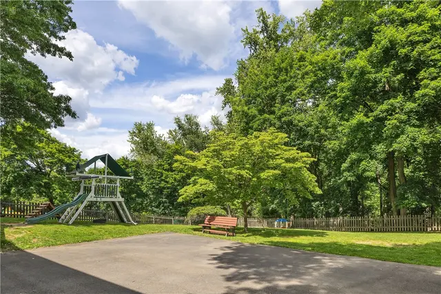 2274 Rochester Rd. gallery image 21
