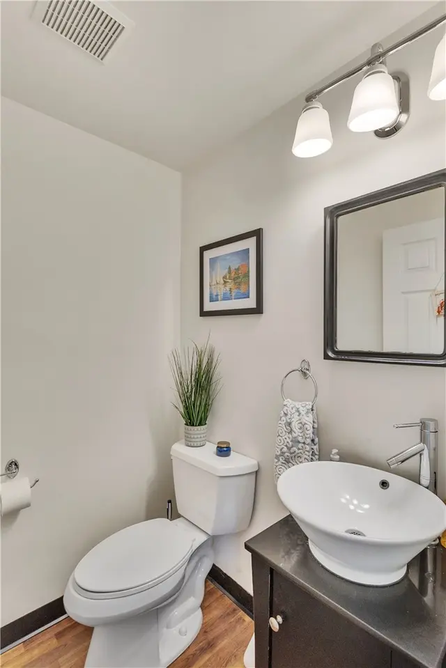 2274 Rochester Rd. gallery image 30