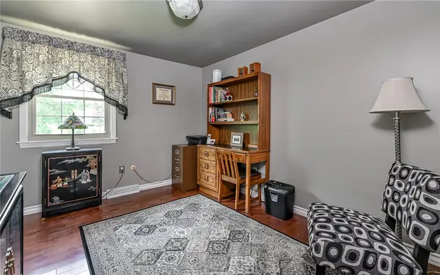 2276 Rochester Rd gallery image 2