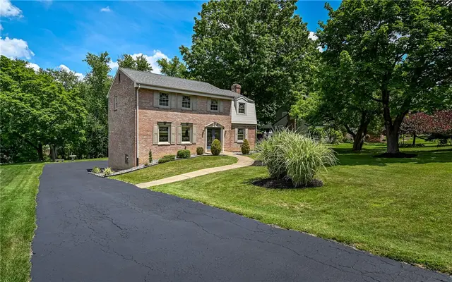 2276 Rochester Rd gallery image 9