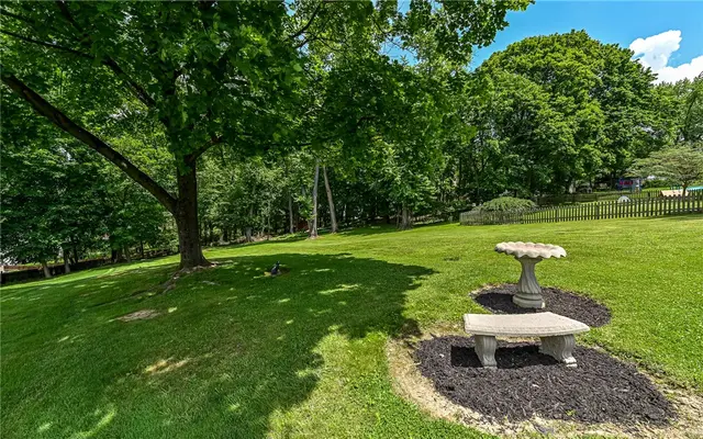 2276 Rochester Rd gallery image 13