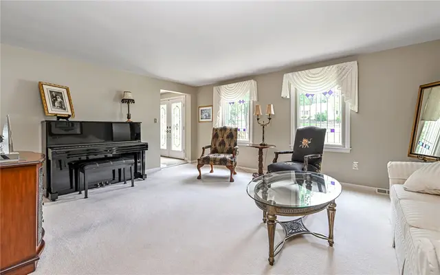 2276 Rochester Rd gallery image 16