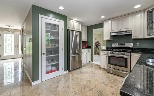 2276 Rochester Rd gallery image 25
