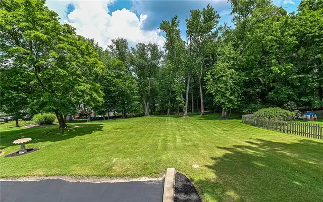 2276 Rochester Rd gallery image 26