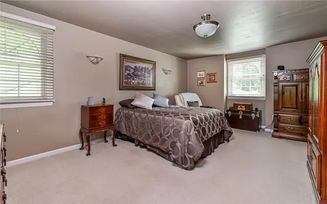 2276 Rochester Rd gallery image 31