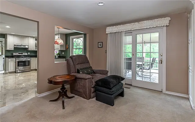 2276 Rochester Rd gallery image 37