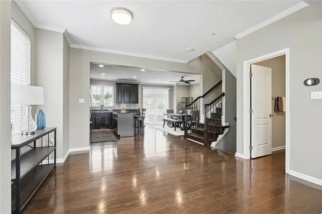 228 Eagle Drive gallery image 3