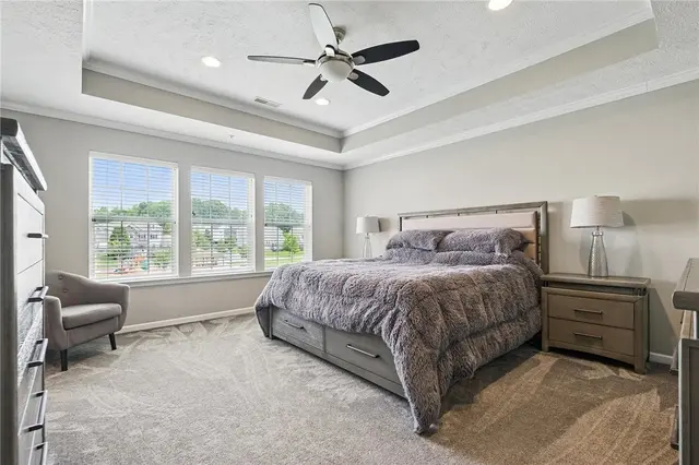 228 Eagle Drive gallery image 14