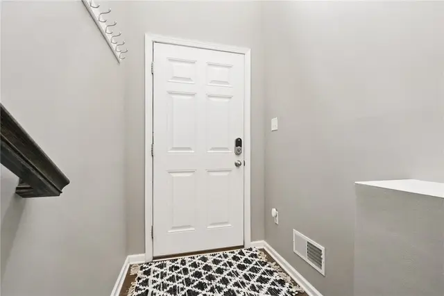 228 Eagle Drive gallery image 22