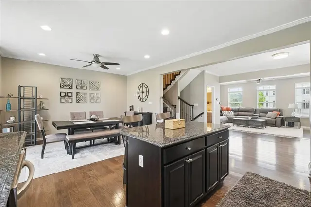 228 Eagle Drive gallery image 32